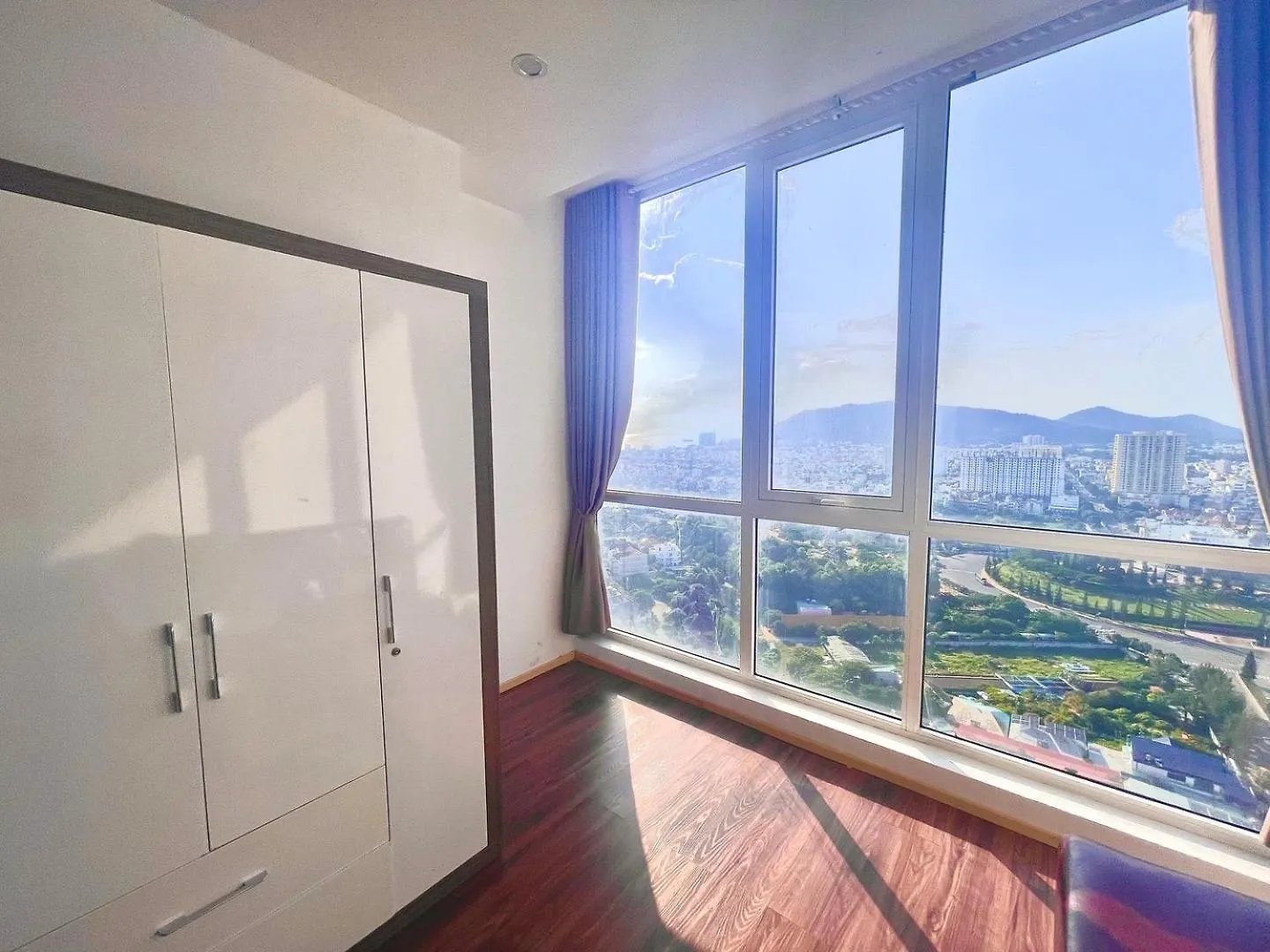 Penhouse Sat Bien 70M Apartment Vung Tau